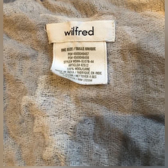 Aritzia Wilfred Blanket Scarf - Picture 5 of 6
